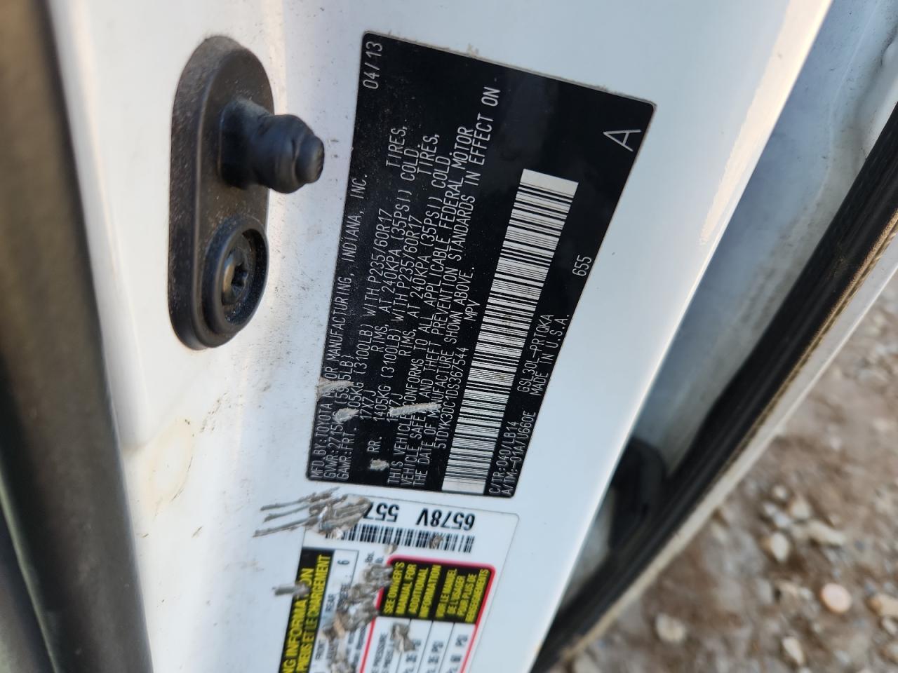 2013 TOYOTA SIENNA