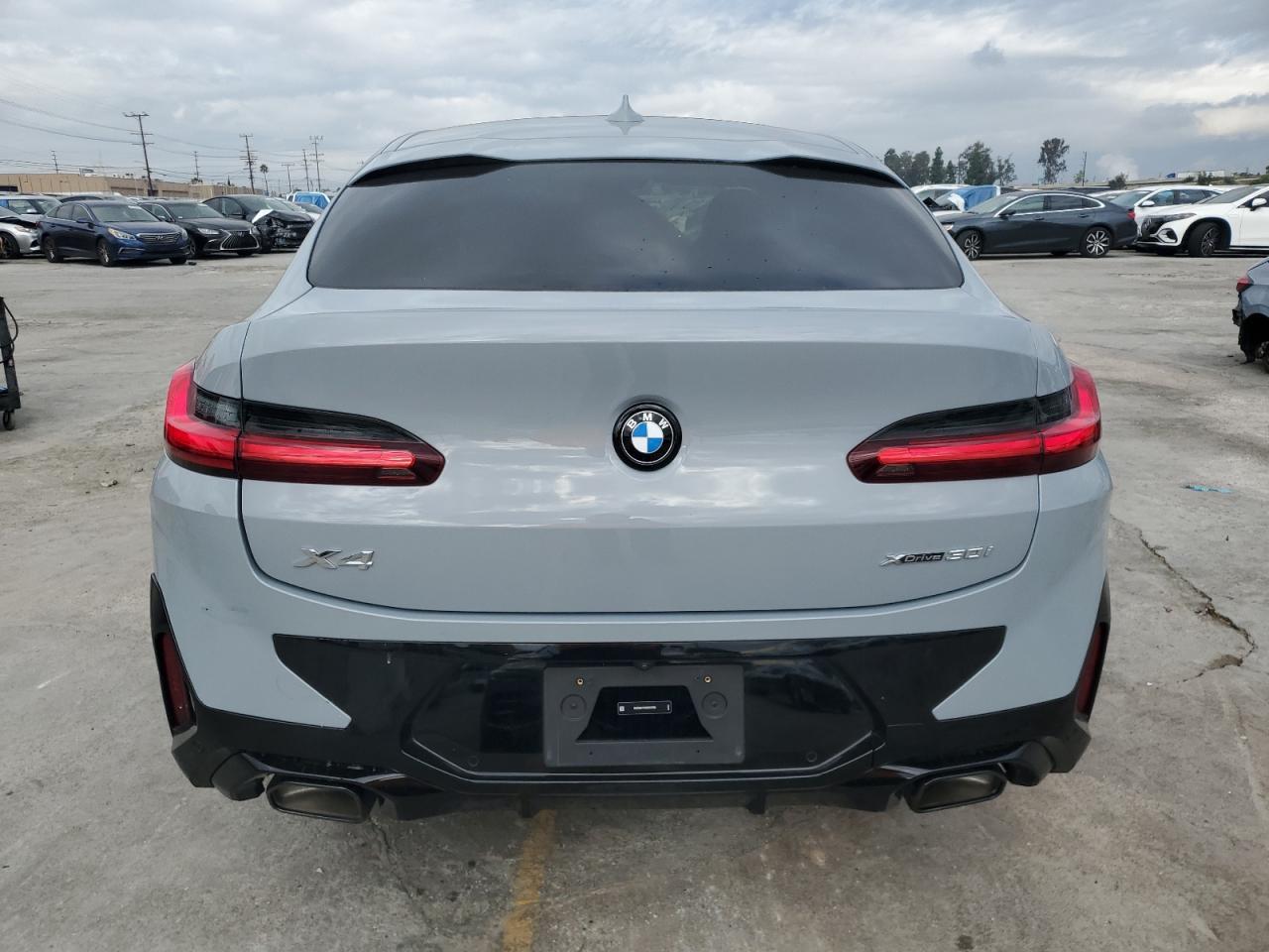 2025 BMW X4