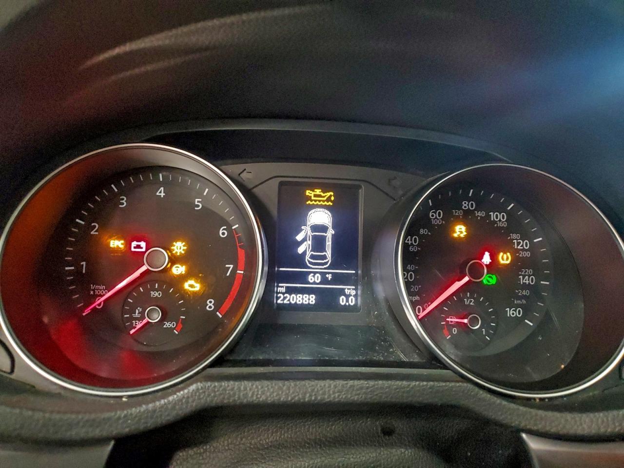2016 VOLKSWAGEN Passat