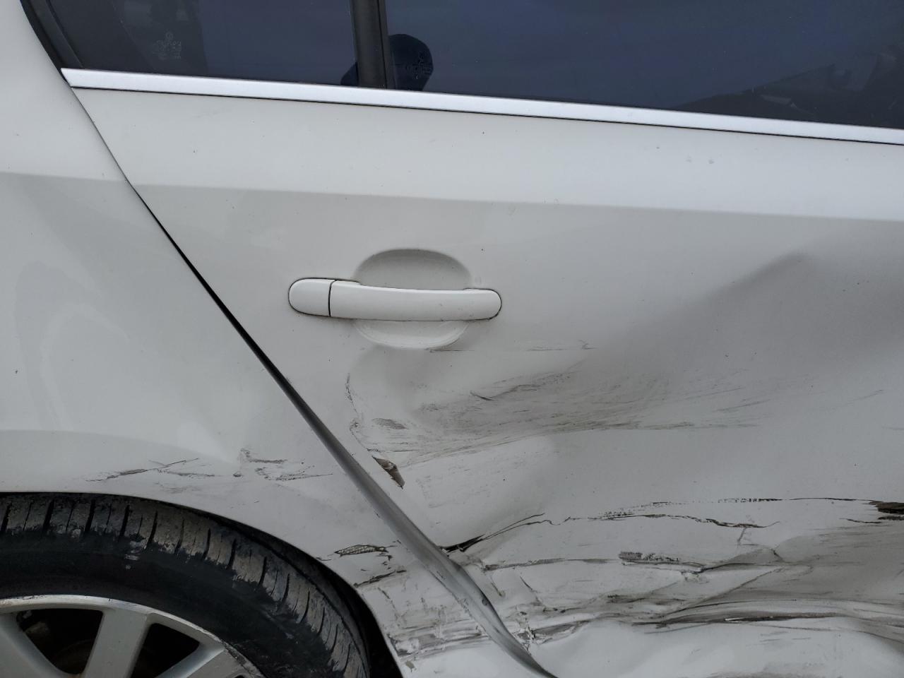 2013 VOLKSWAGEN JETTA