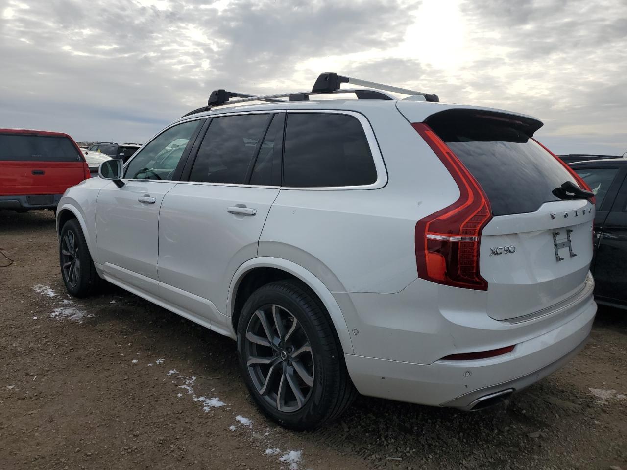 2019 VOLVO XC90