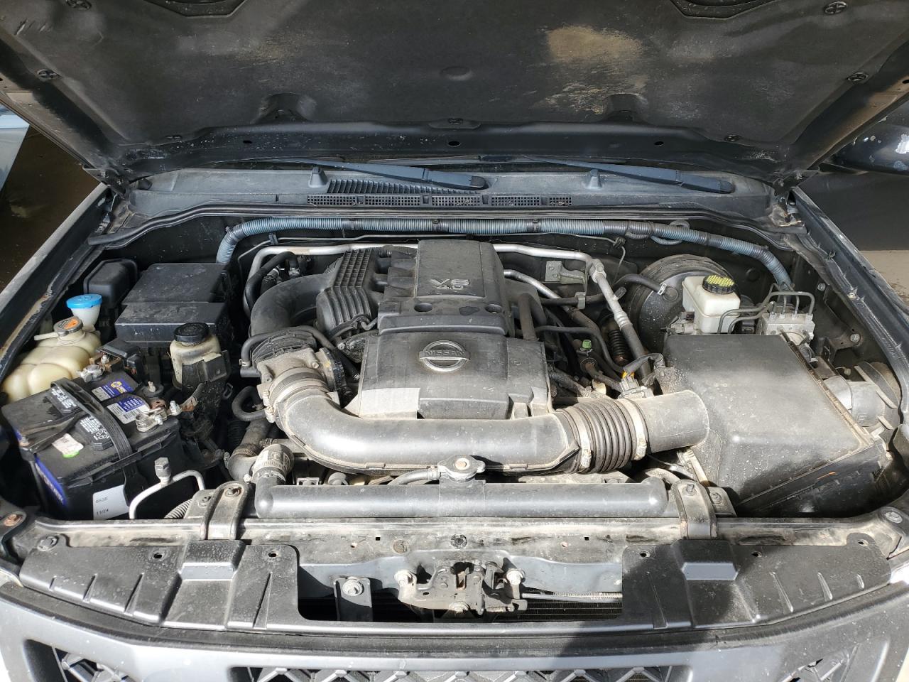 2012 NISSAN Frontier