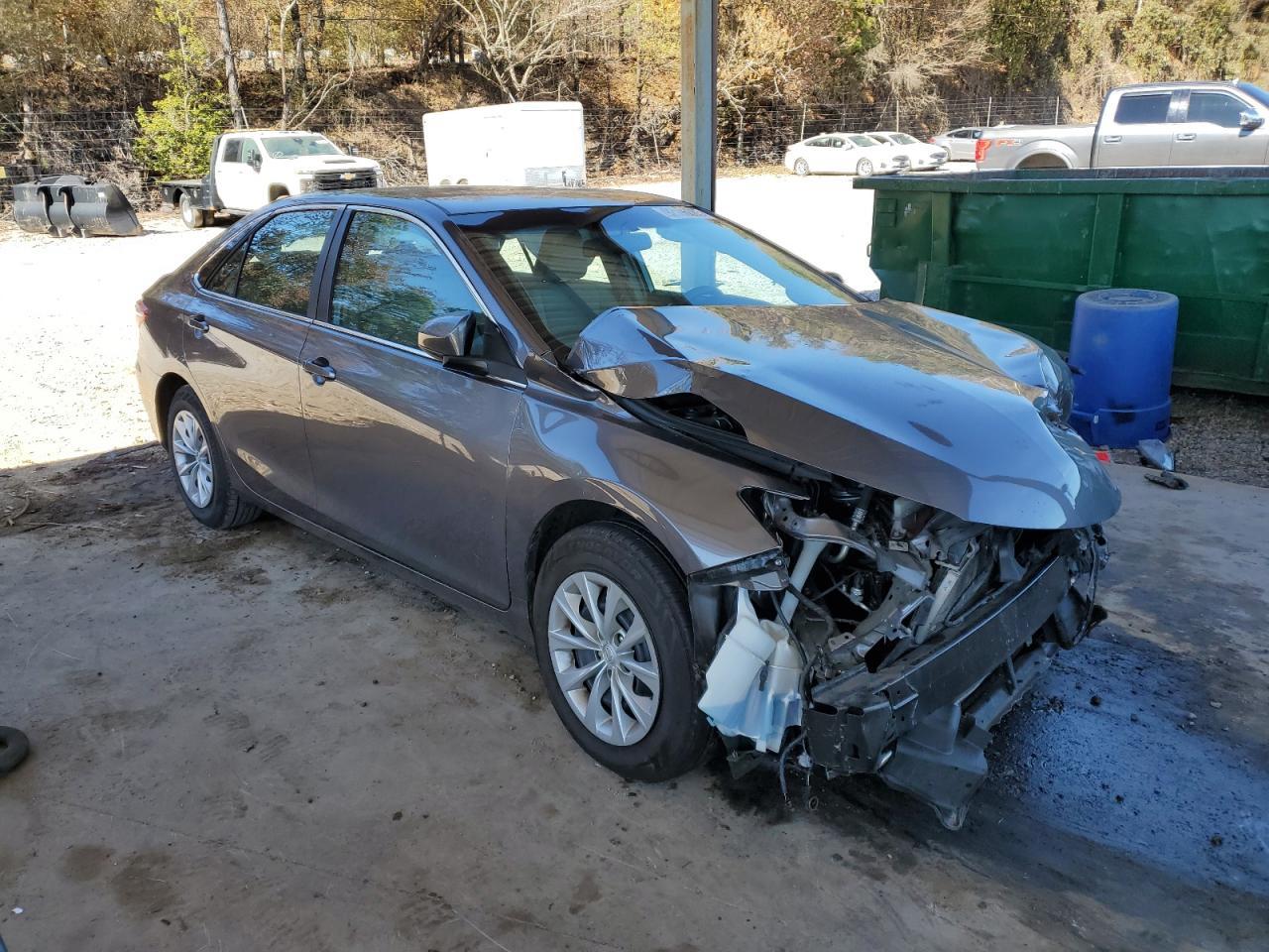 2016 TOYOTA CAMRY