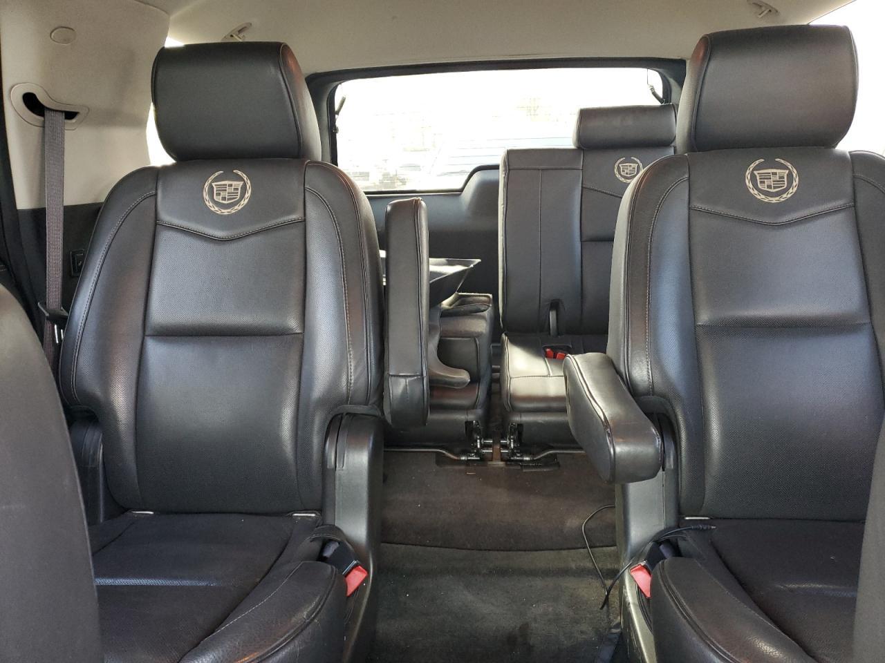 2013 CADILLAC ESCALADE