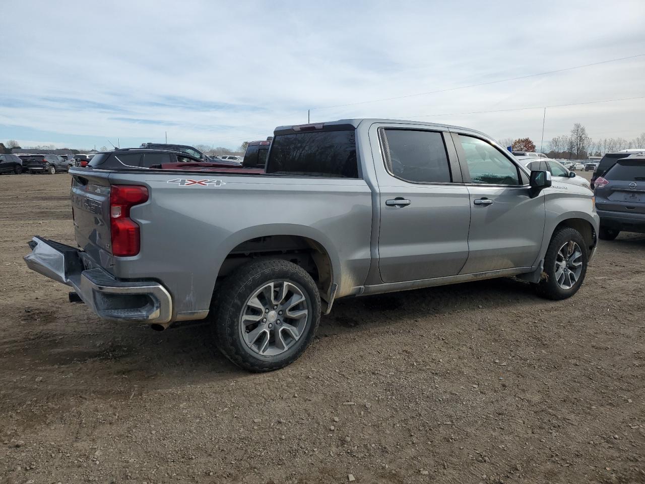 2024 CHEVROLET Silverado