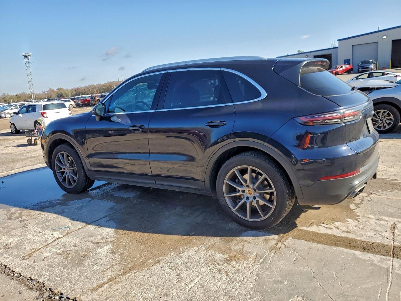 2020 PORSCHE CAYENNE