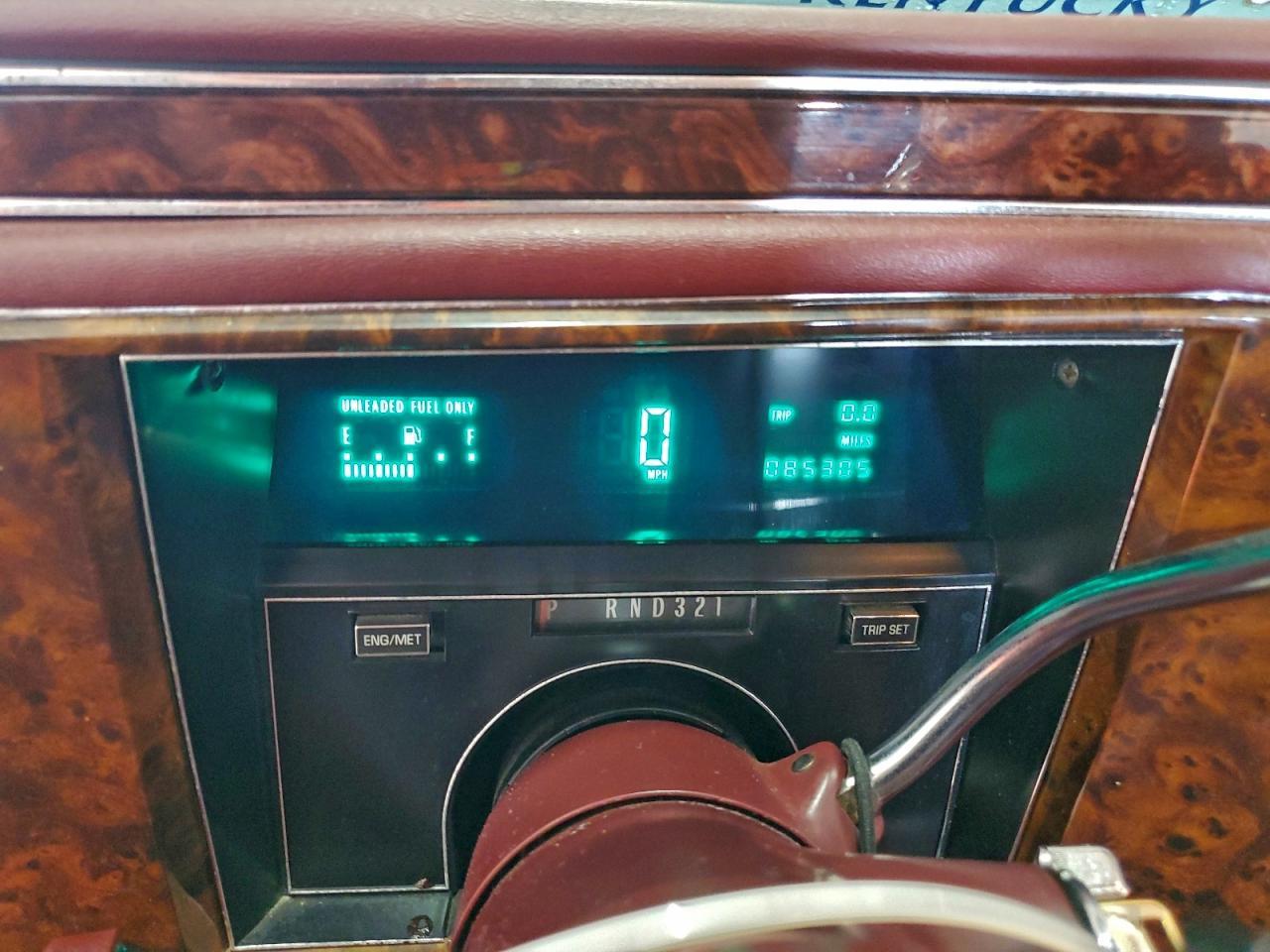 1990 CADILLAC Brougham