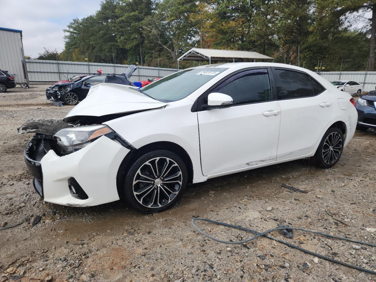 2016 TOYOTA COROLLA