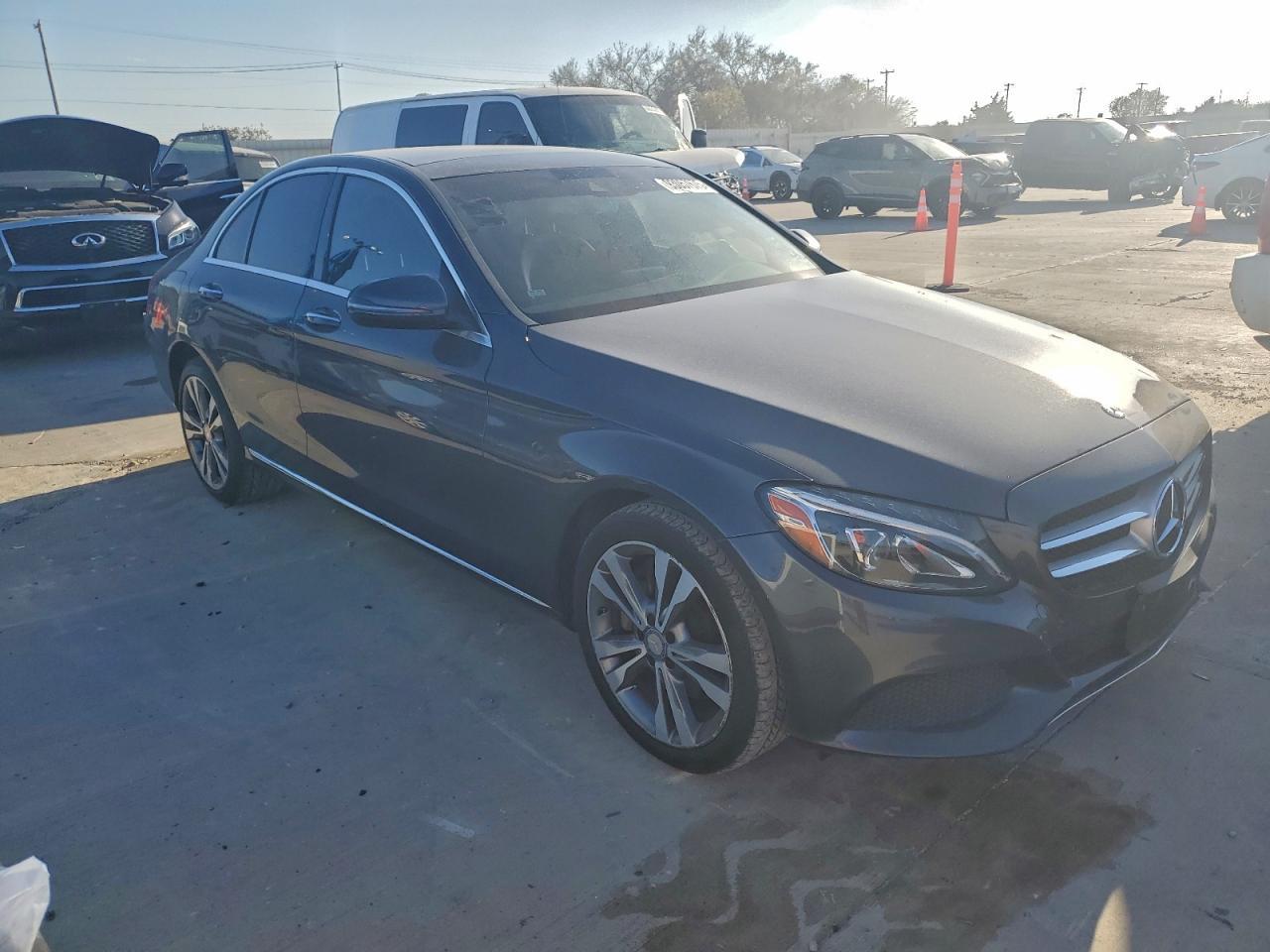 2016 MERCEDES-BENZ C-CLASS