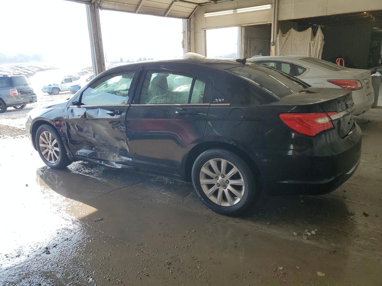 2013 CHRYSLER 200
