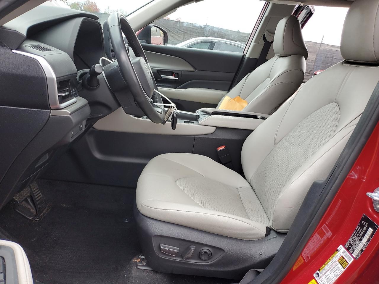 2024 TOYOTA HIGHLANDER