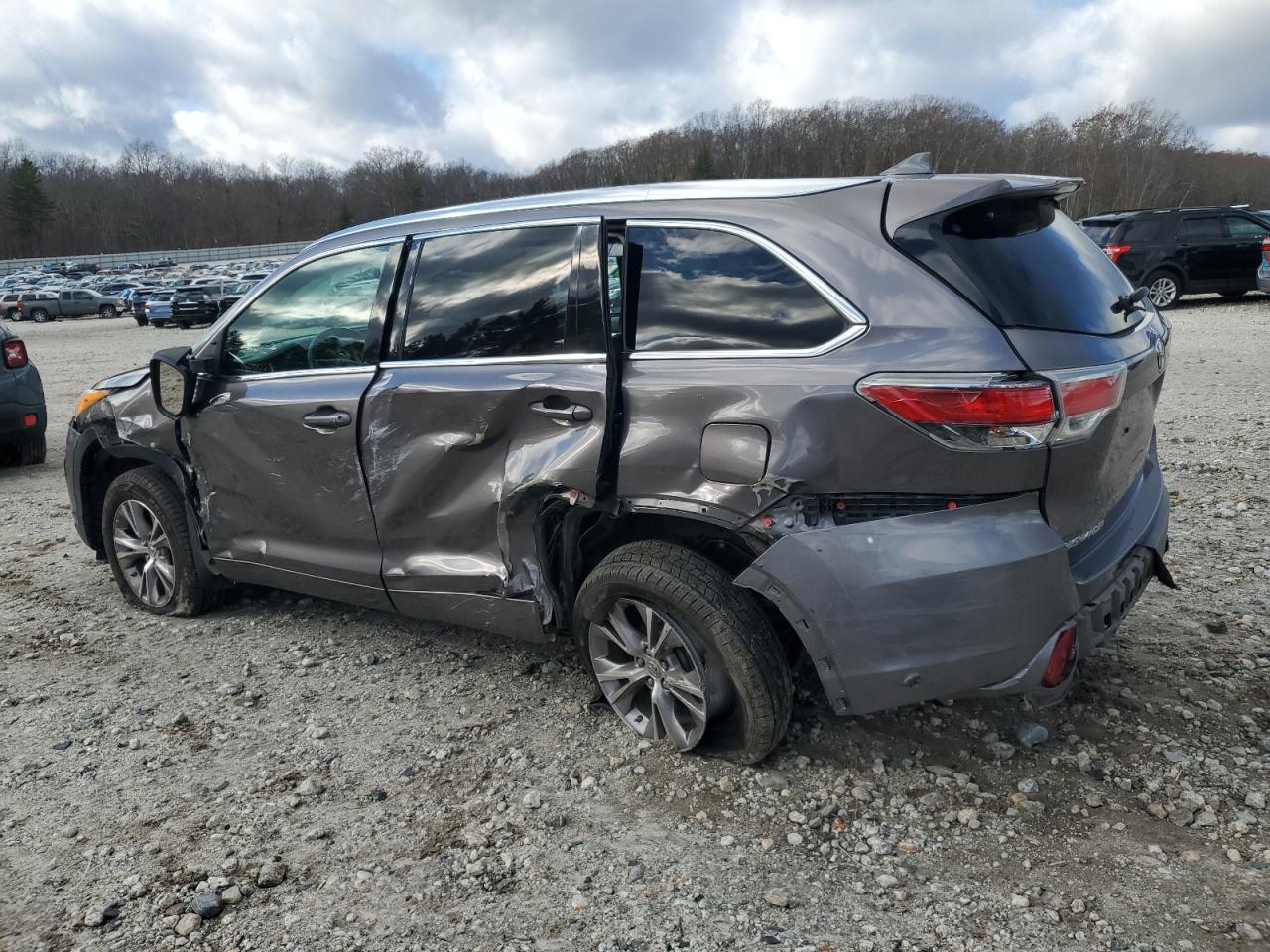 2014 TOYOTA HIGHLANDER