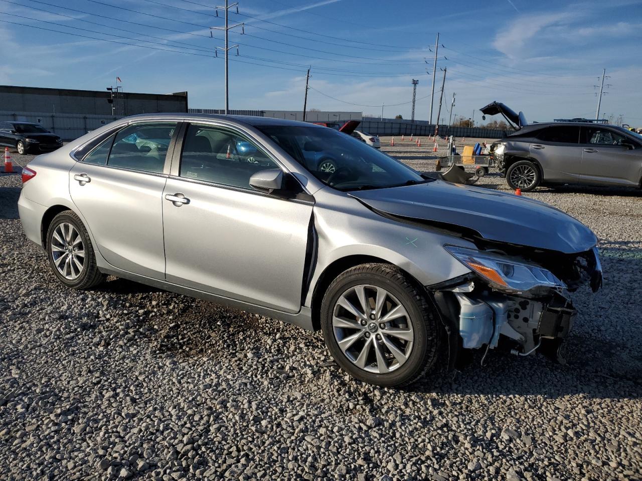 2017 TOYOTA CAMRY