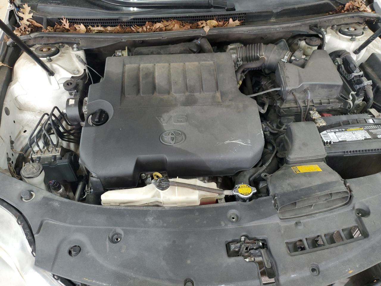 2013 TOYOTA Avalon