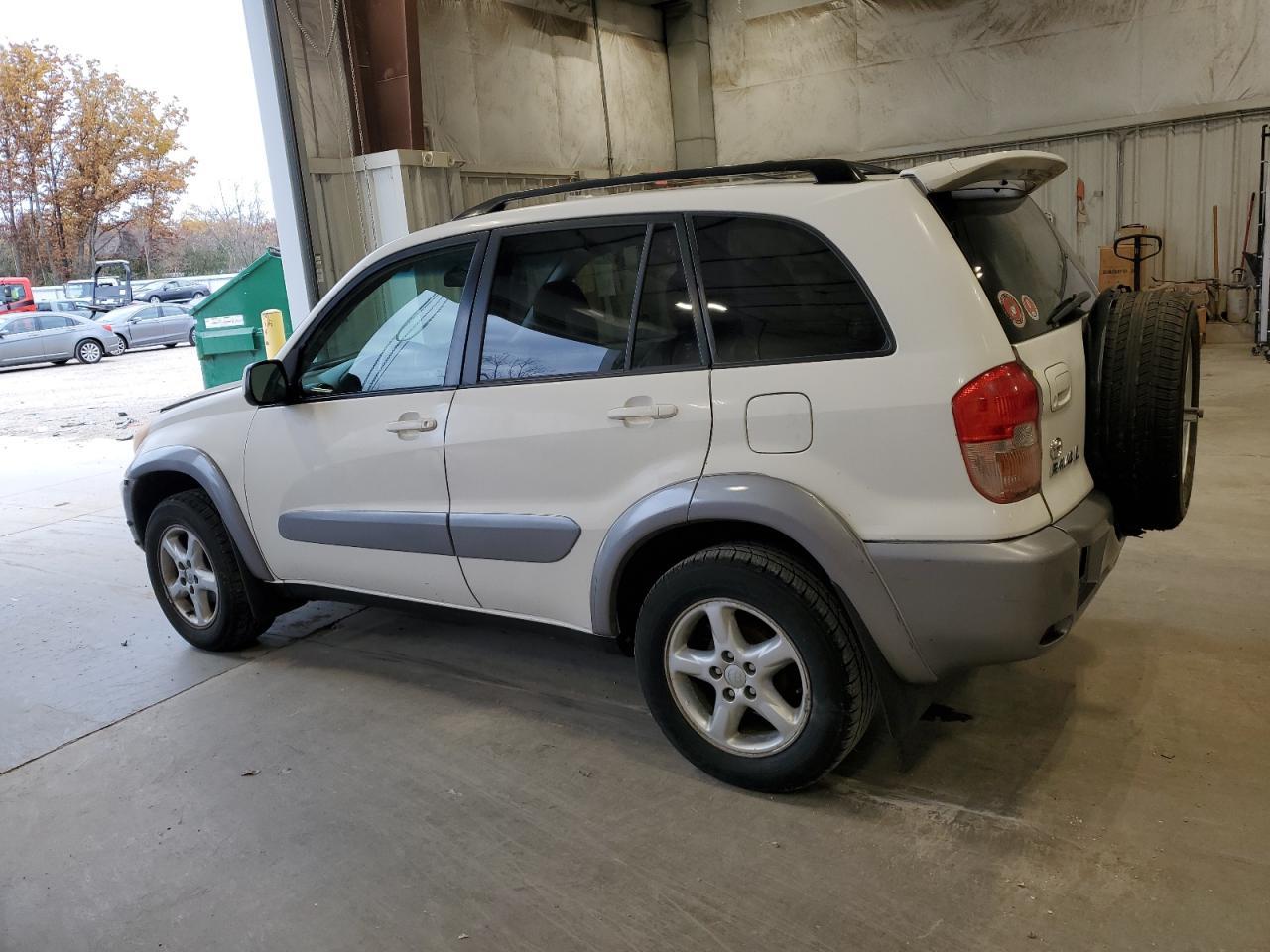 2001 TOYOTA RAV4