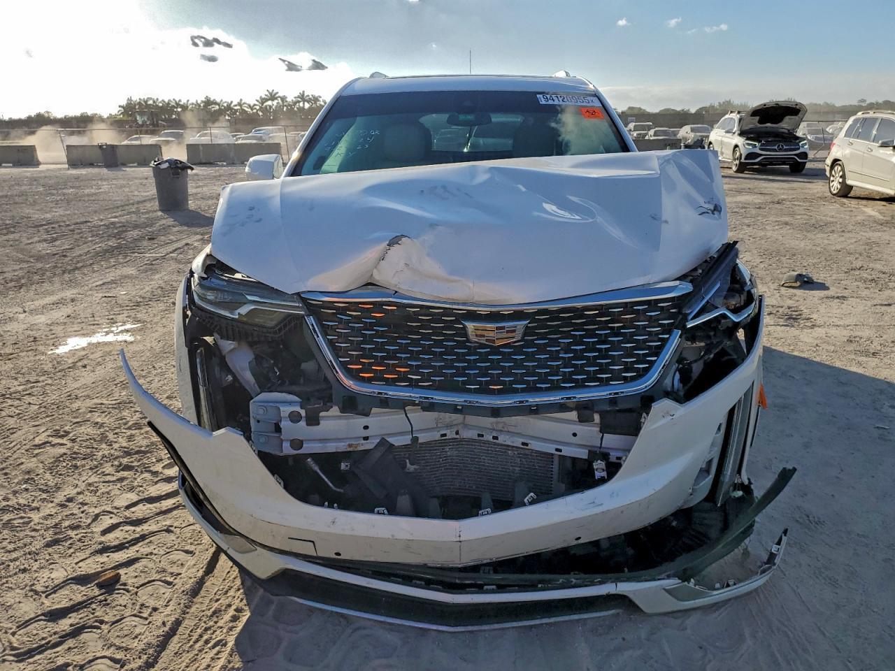 2021 CADILLAC XT6