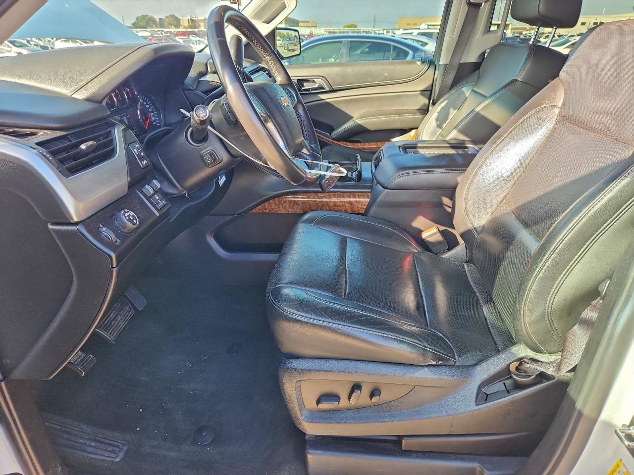 2015 CHEVROLET Suburban
