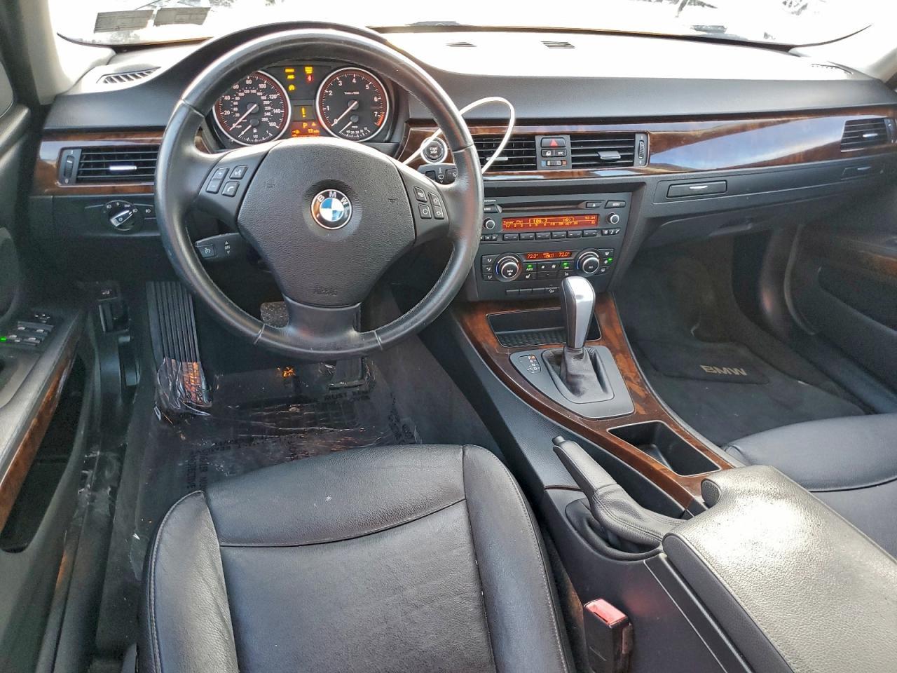 2011 BMW 3 SERIES