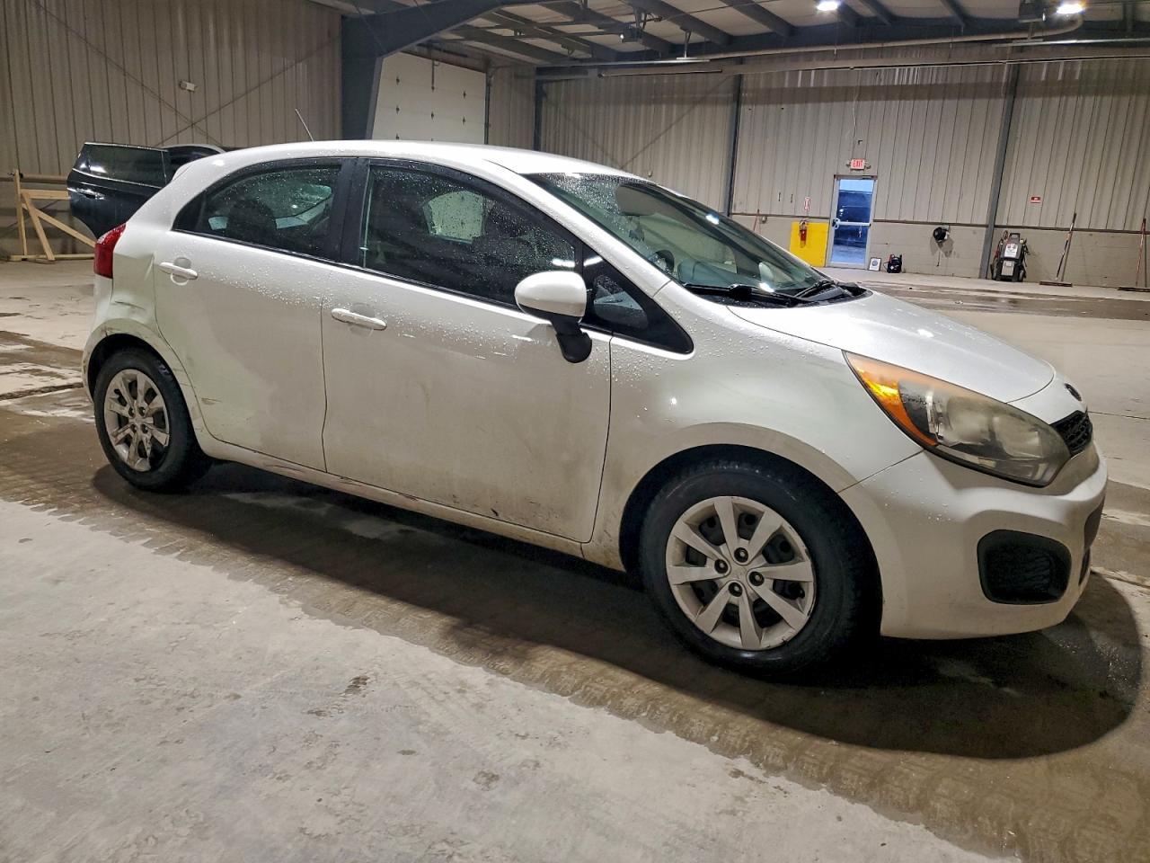 2013 KIA RIO
