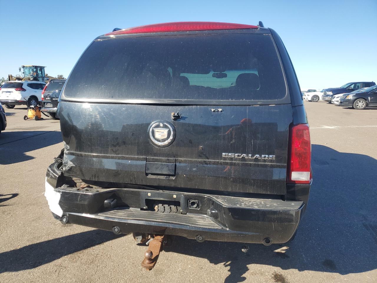 2003 CADILLAC ESCALADE