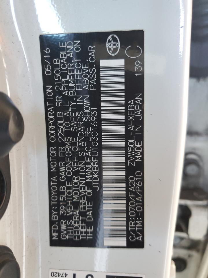 2016 TOYOTA PRIUS
