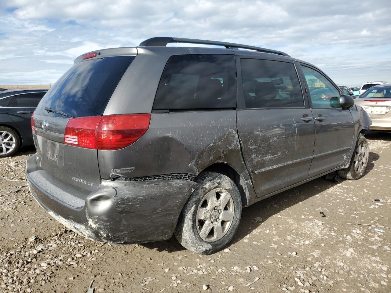 2005 TOYOTA SIENNA
