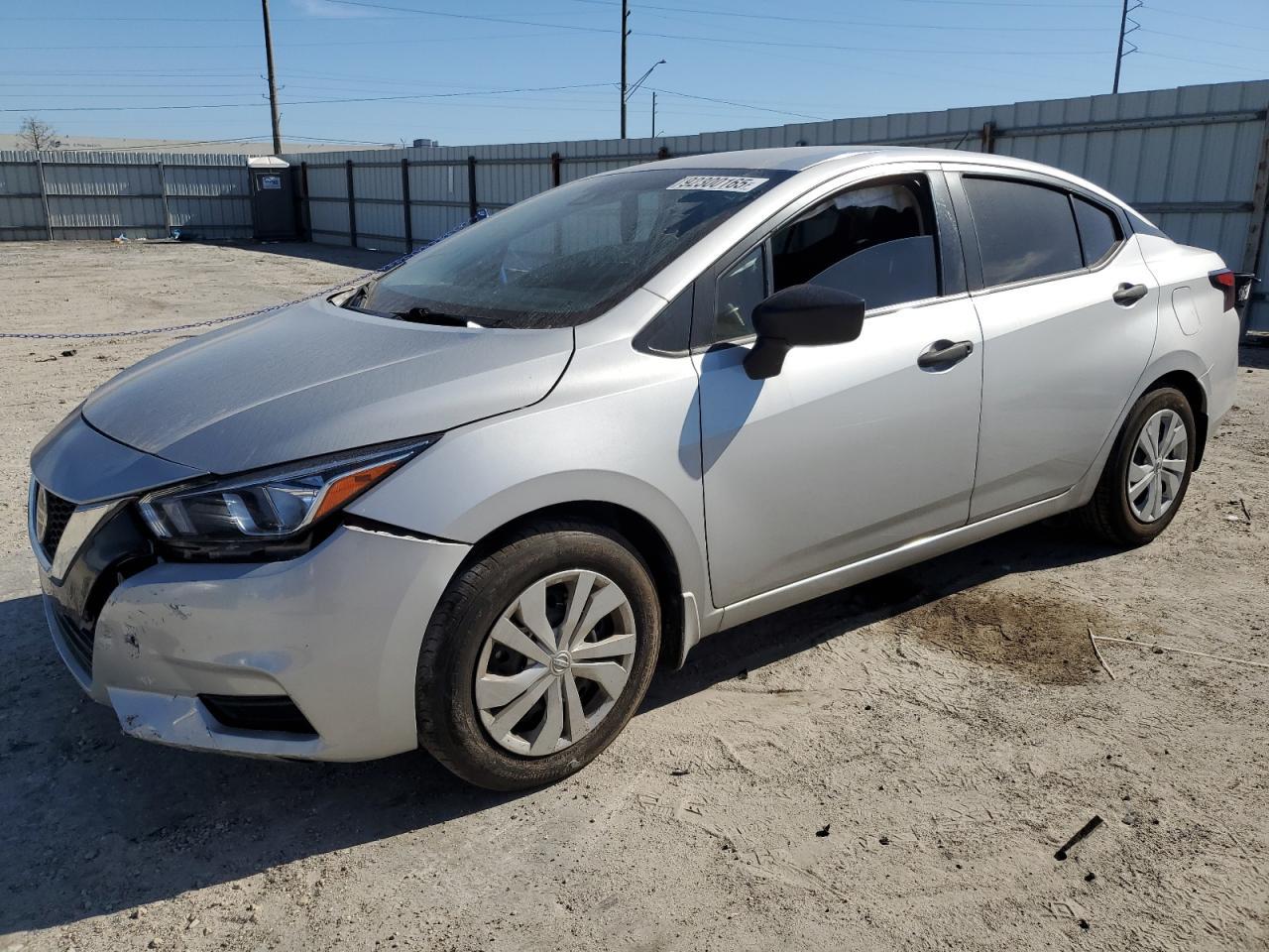2022 NISSAN VERSA