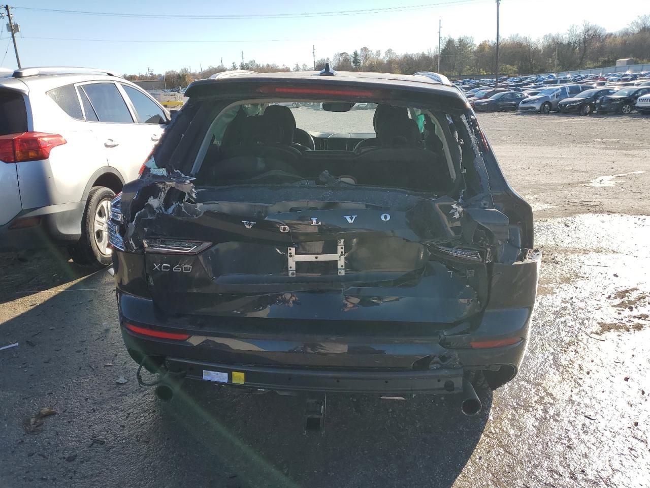 2020 VOLVO XC60