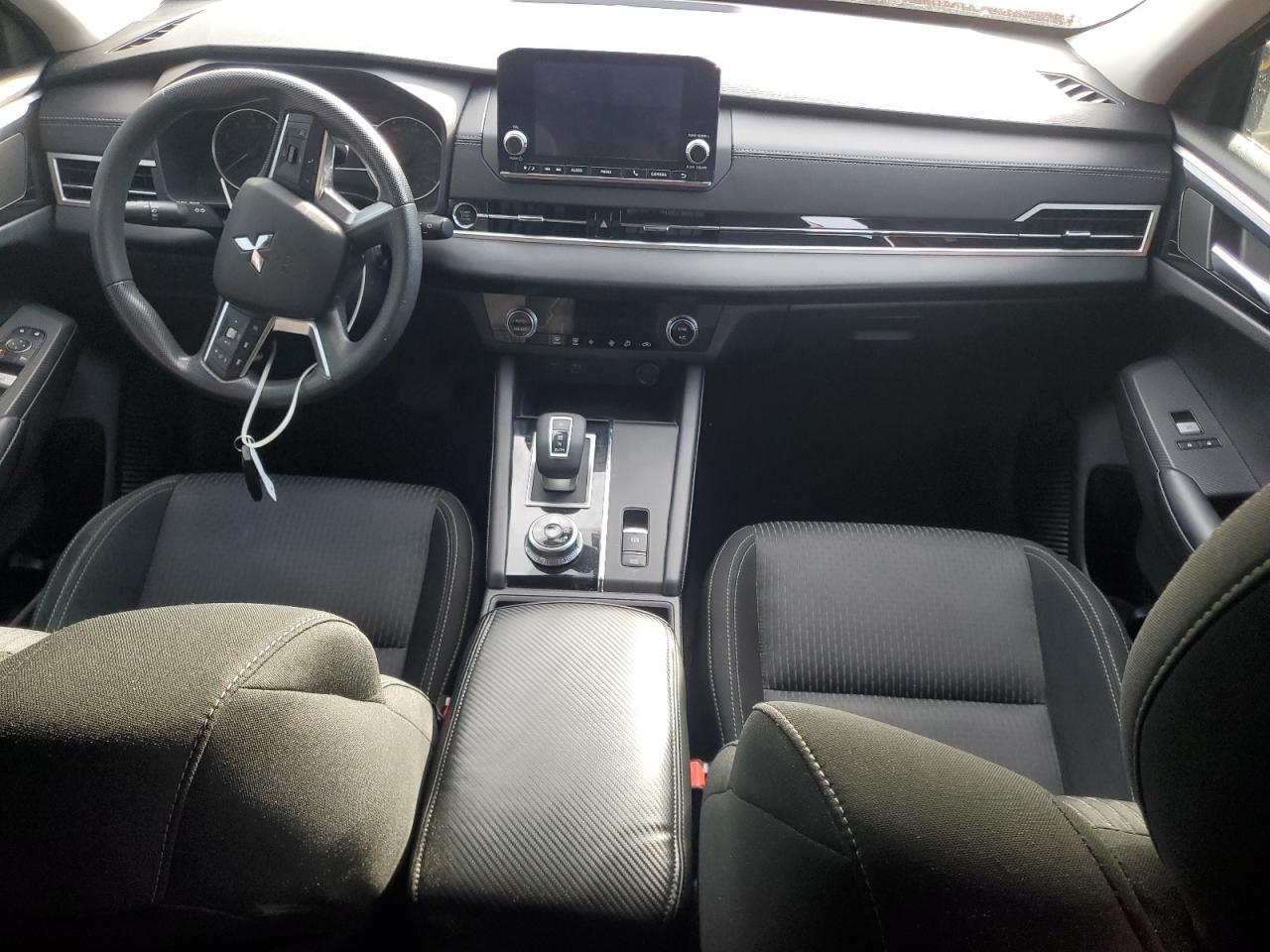 2022 MITSUBISHI outlander