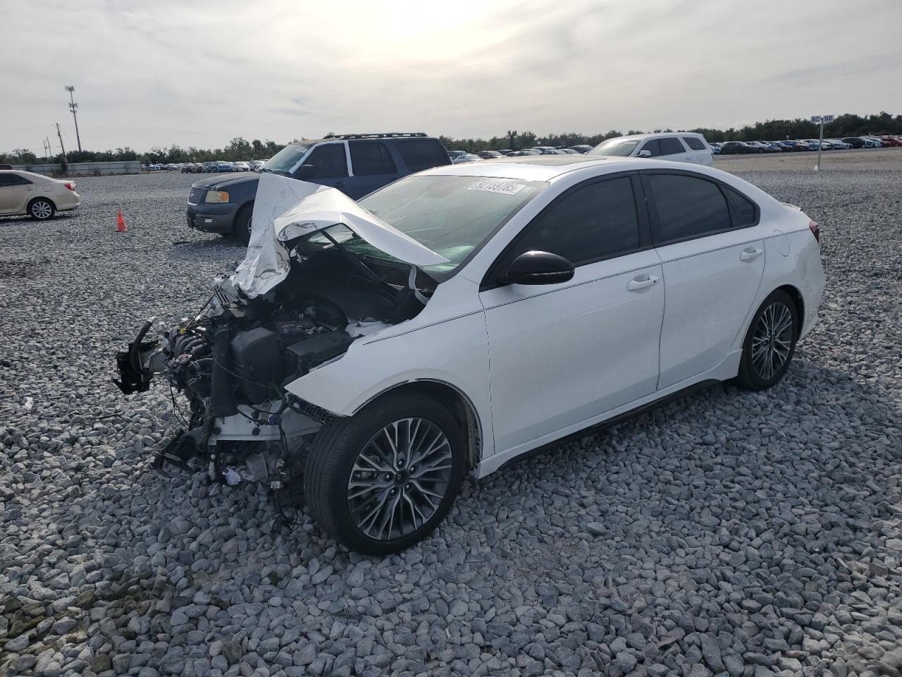 2023 KIA FORTE
