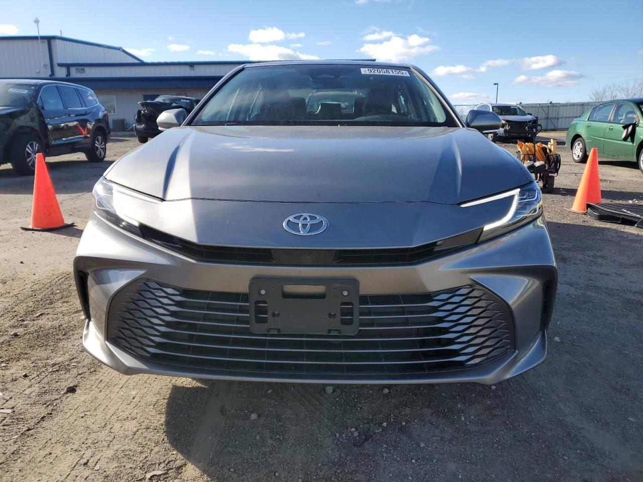 2025 TOYOTA CAMRY