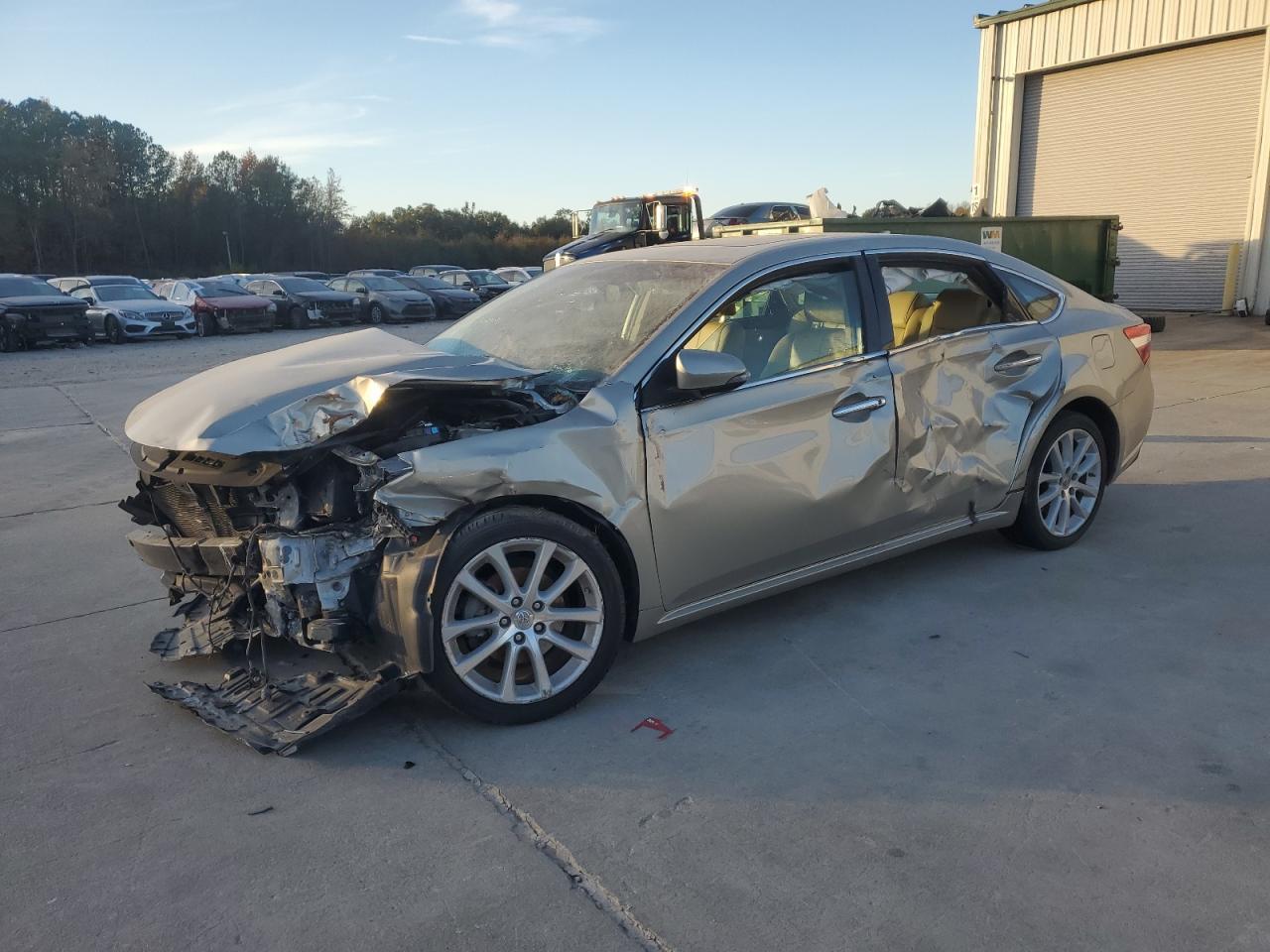 2014 TOYOTA Avalon