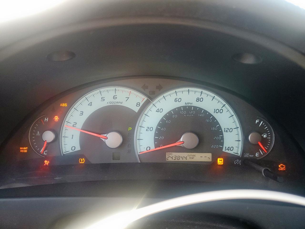 2010 TOYOTA CAMRY