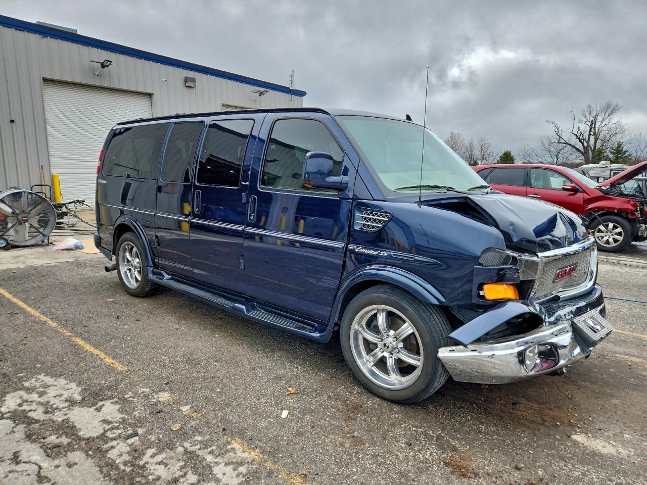 2010 GMC Savana