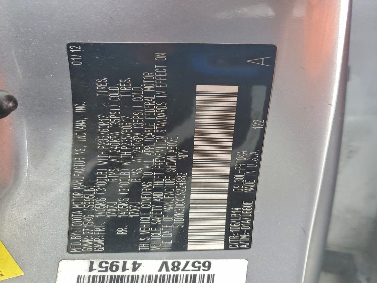 2012 TOYOTA SIENNA