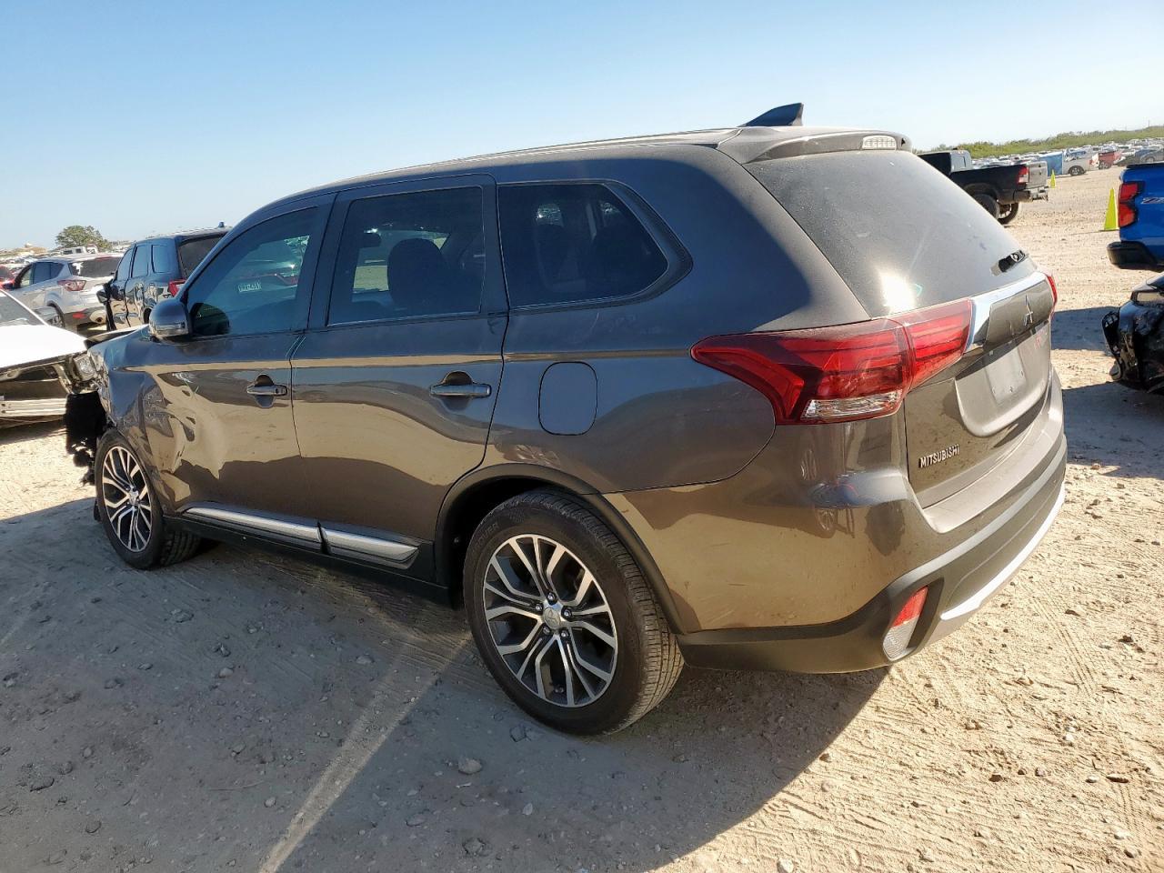 2017 MITSUBISHI outlander