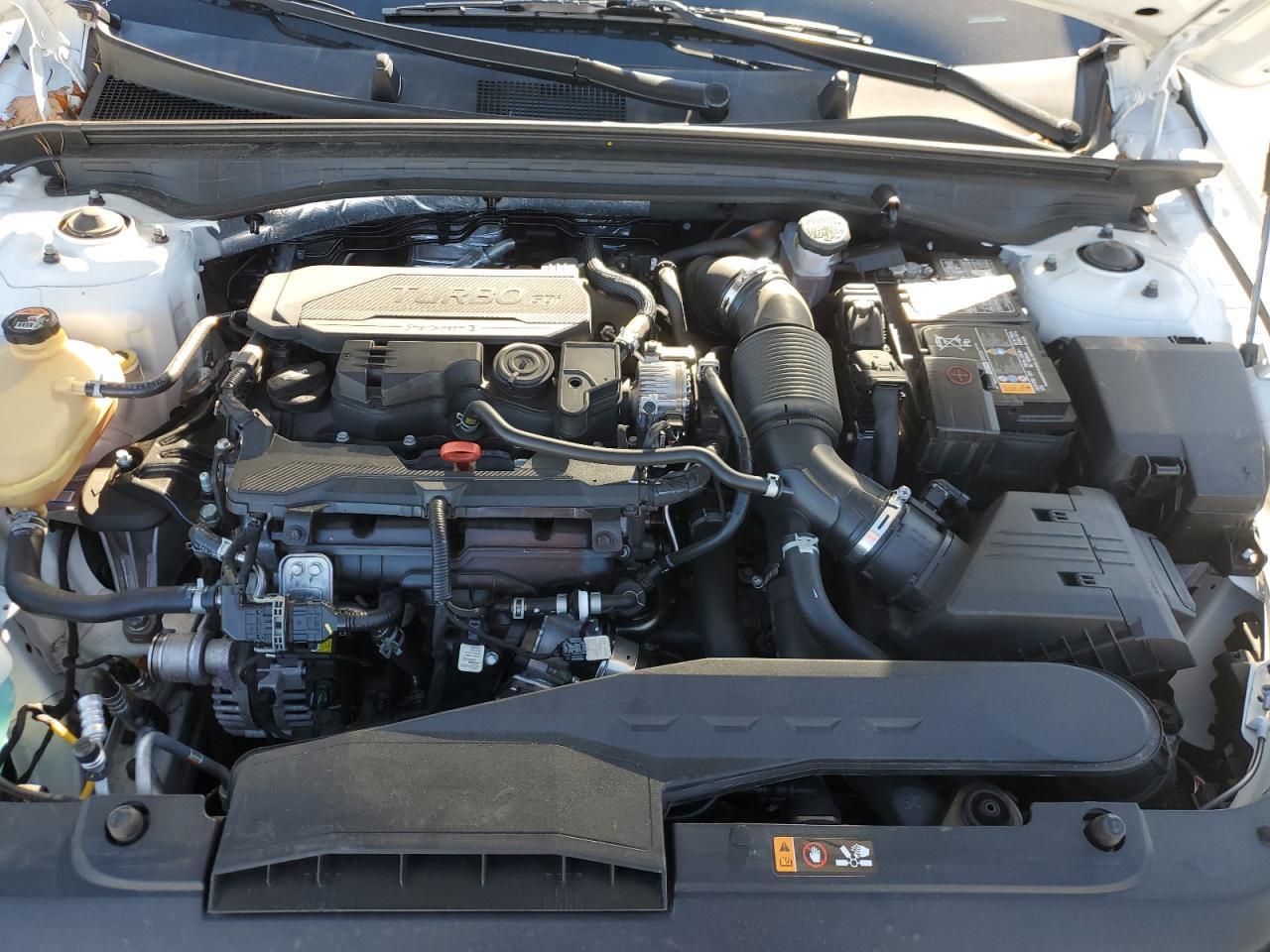 2023 KIA K5