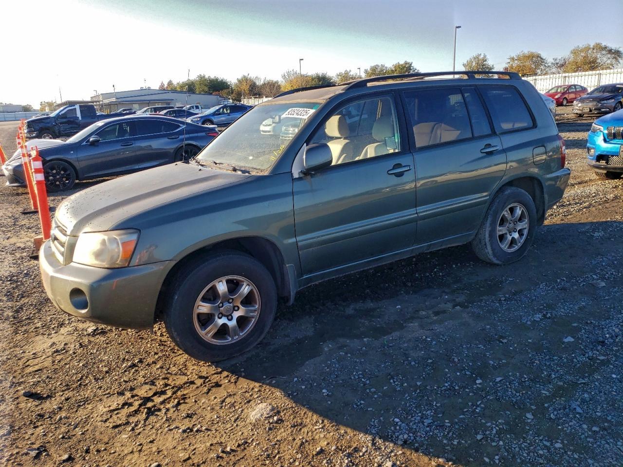 2005 TOYOTA HIGHLANDER