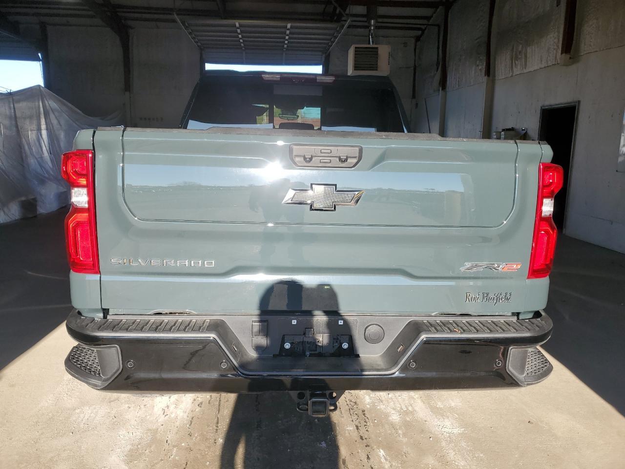 2025 CHEVROLET Silverado