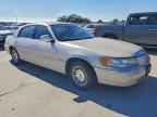 2000 LINCOLN Town Car