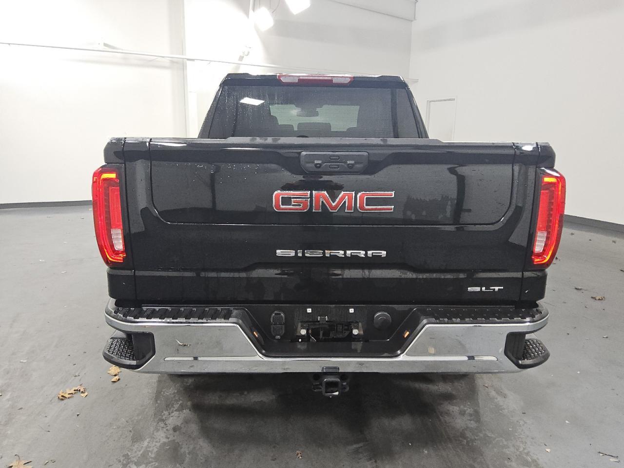 2025 GMC Sierra