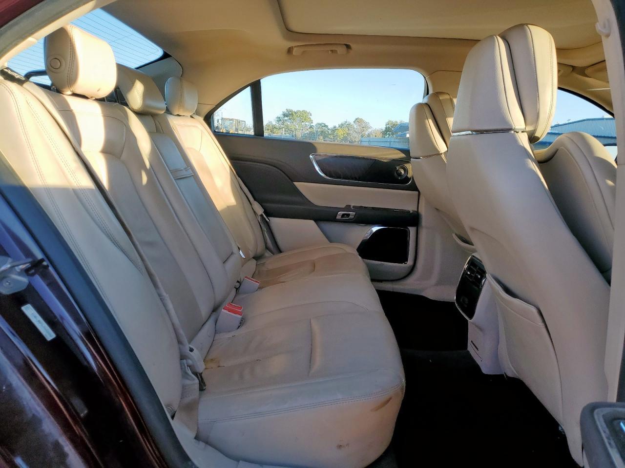 2018 LINCOLN Continental