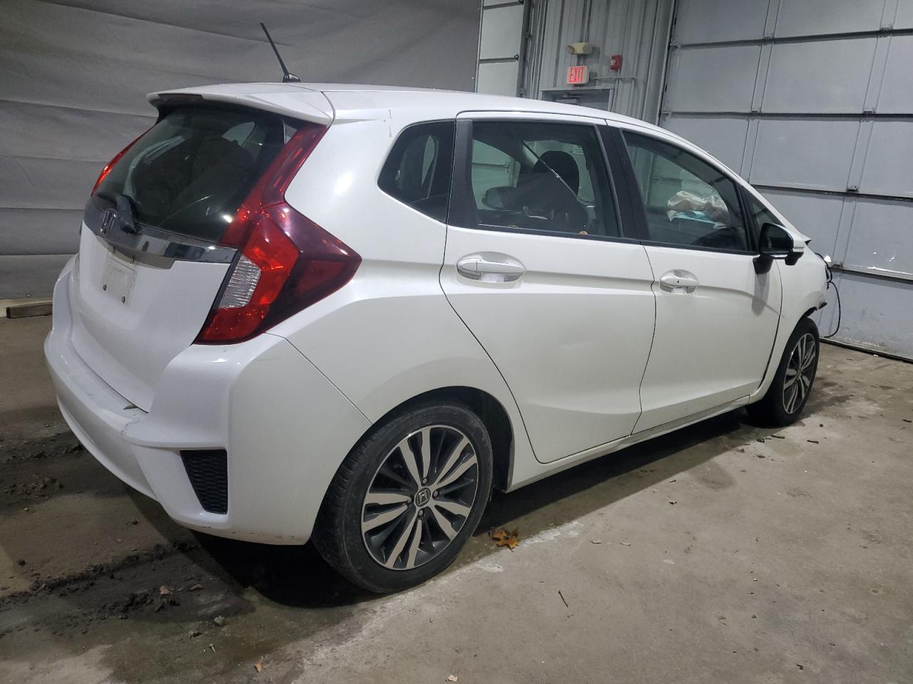 2015 HONDA FIT