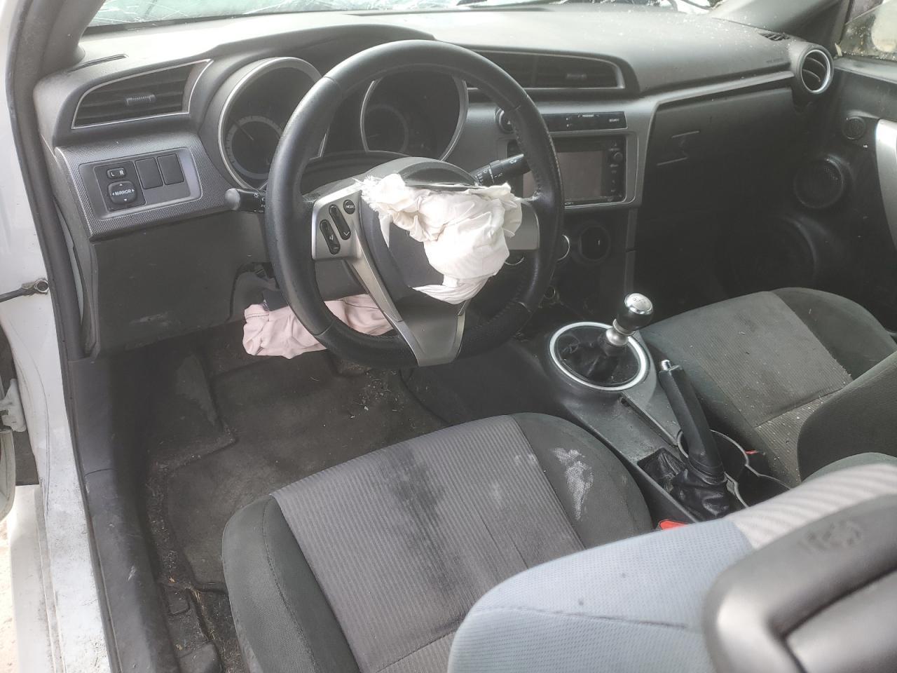 2015 TOYOTA SCION