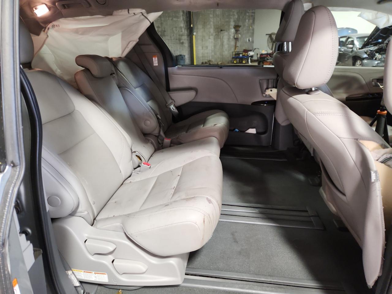 2020 TOYOTA SIENNA
