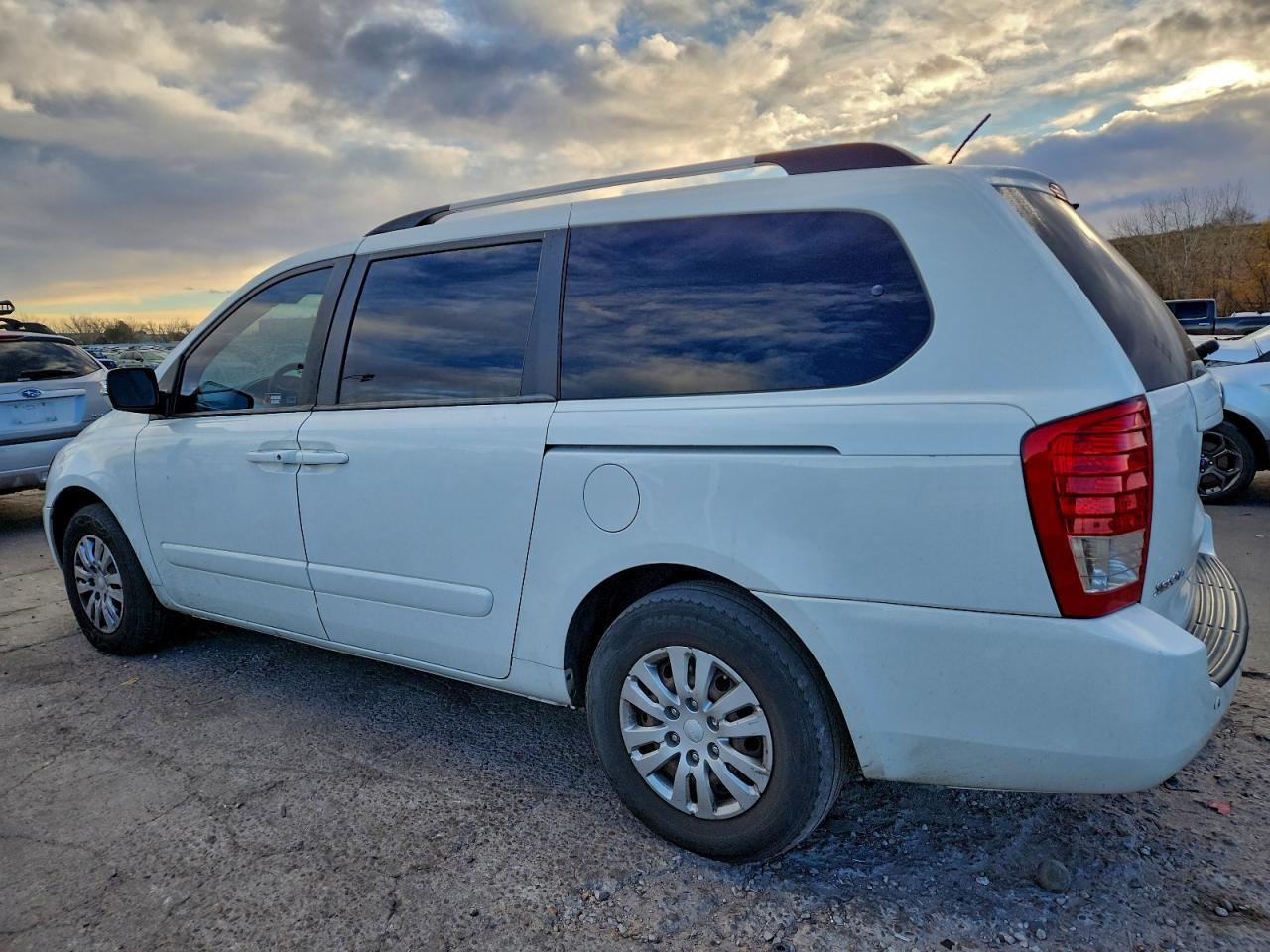 2014 KIA SEDONA