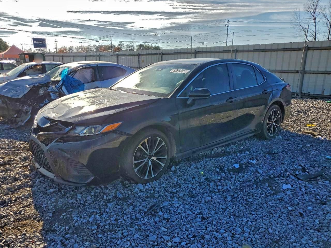 2018 TOYOTA CAMRY