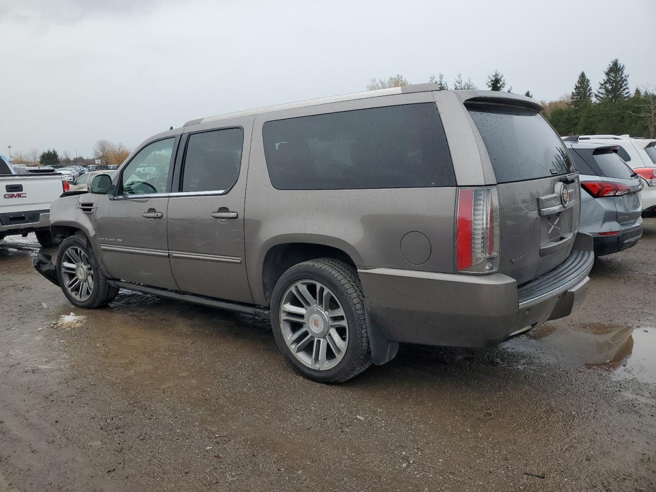 2014 CADILLAC Escalade ESV
