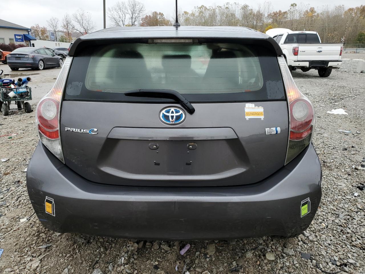 2013 TOYOTA Prius c