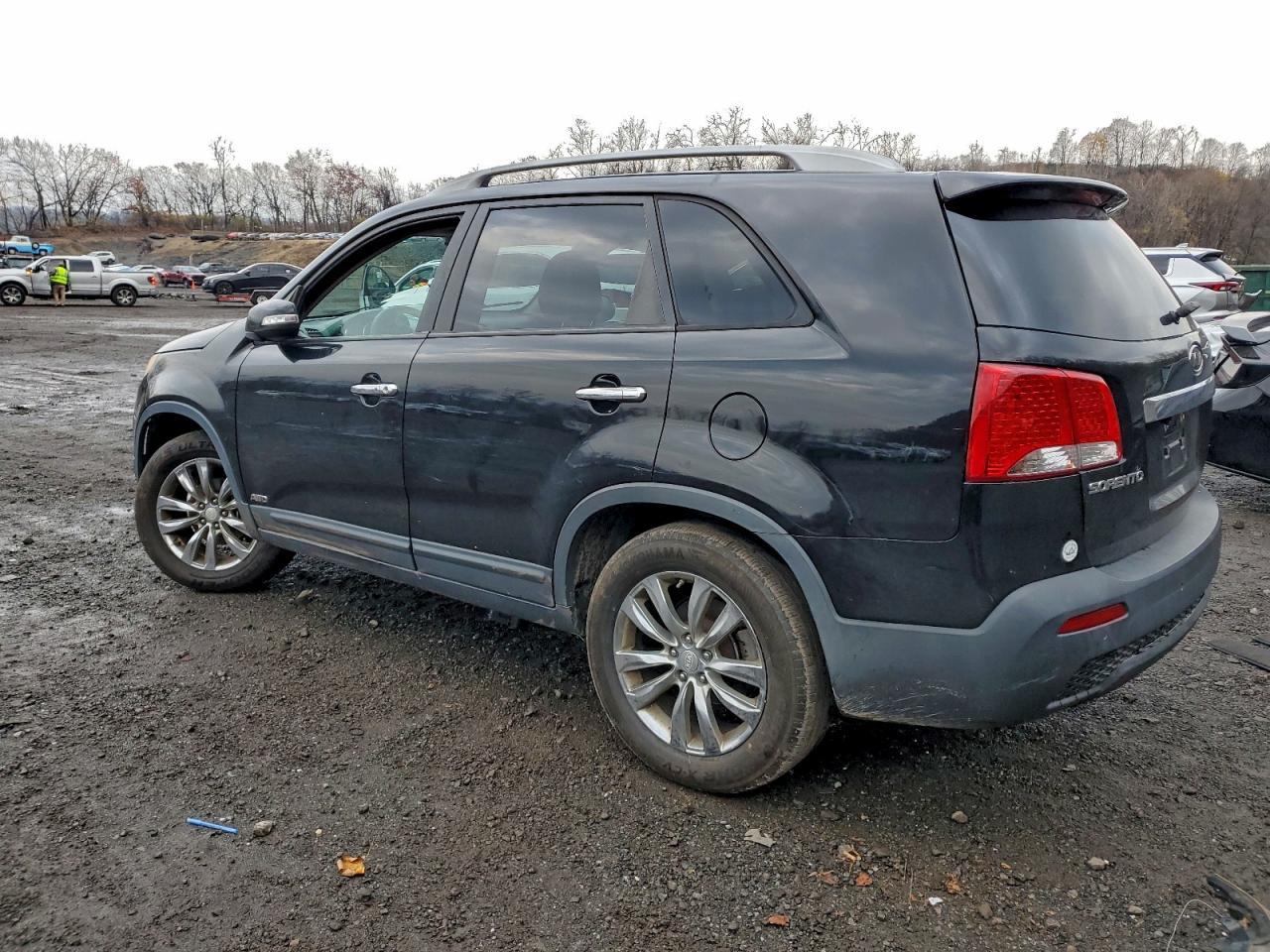 2011 KIA SORENTO